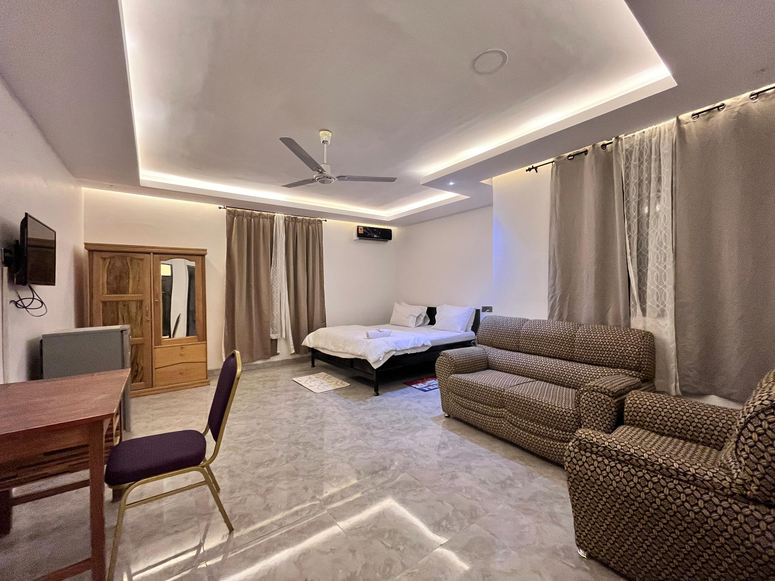Room R1