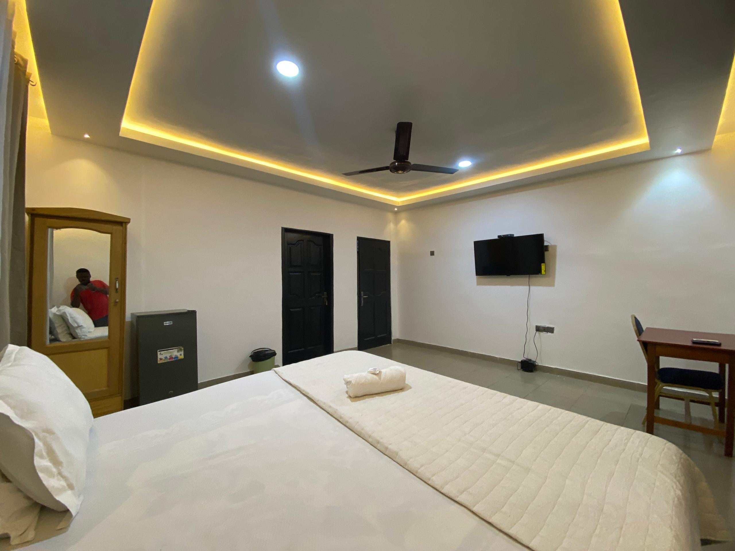 Room R6